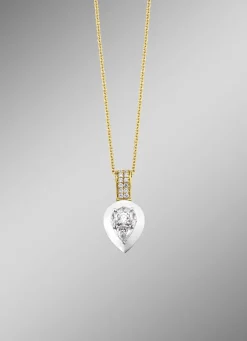 Anhänger mit Brillanten und Diamanten