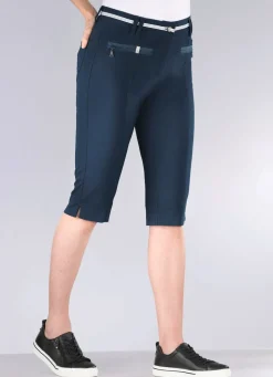 Aufwendig gearbeitete Bermudas