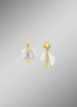 Bewegliche Eleganz: Ohrstecker mit echt Perlmutt