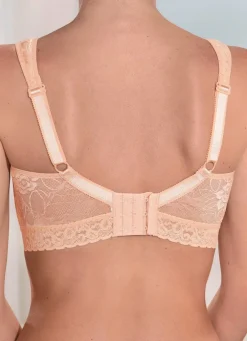 BH mit Haftband für perfekten Sitz