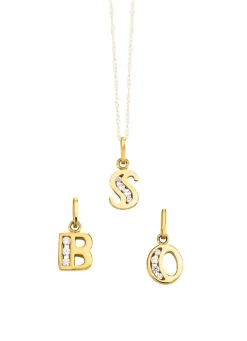 Buchstabenanhänger aus edlem Gold