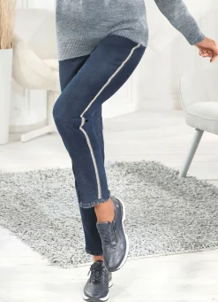 Edel-Jeans mit Strasssteinchen