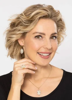 Floraler Damenring mit 4 Diamanten