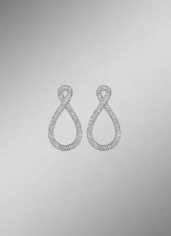 Funkelnde Eleganz: Ohrstecker mit Kristallen