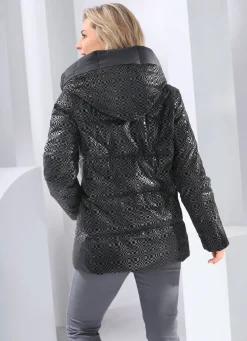 Funktionsjacke mit fester Kapuze