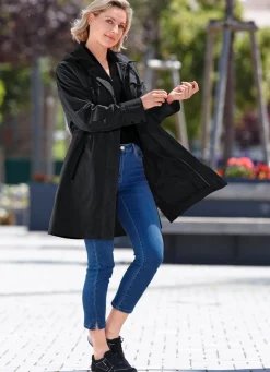 Funktions-Kurzmantel mit abnehmbarer Kapuze