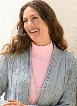 Halskette mit Anhänger und Quaste