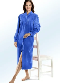 Hausmantel mit zauberhafter Strukturierung