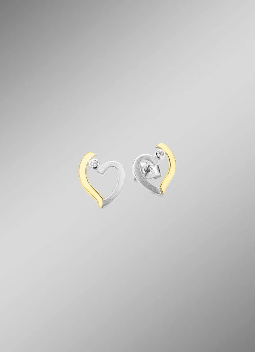 Herz-Ohrstecker in Bicolor mit synth. Zirkonia
