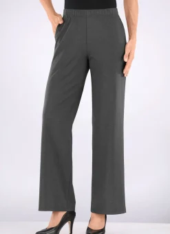 Hose in modischer Weite