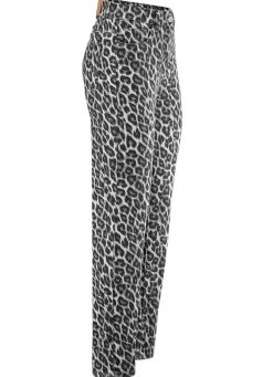 Hose in angesagter Leo-Dessinierung