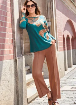 Hose in modischer Weite