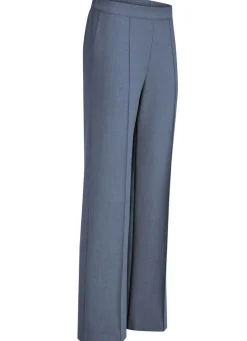 Hose in modischer Weite