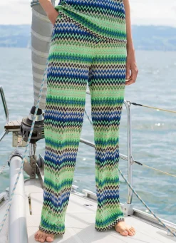 Hose in modischer Weite