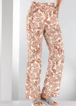 Hose in modischer Weite