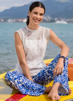 Hose in weiter, gerader Form