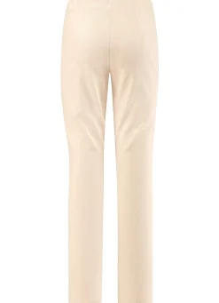 Hose mit angeschnittenem Bund