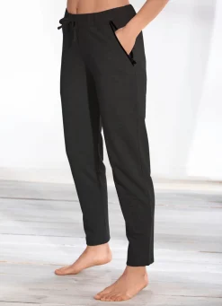 Hose mit bequemem Dehnbund