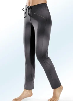 Hose mit bequemem Dehnbund