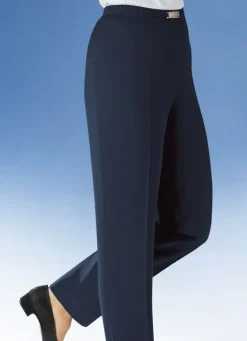 Hose mit Metallzier am Bund