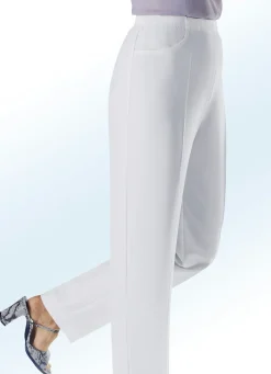 Hose mit praktischen Seitentaschen