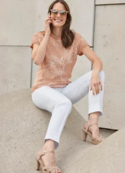 Hose mit Ziersteppungen