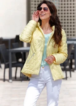 Jacke mit abnehmbarer Kapuze