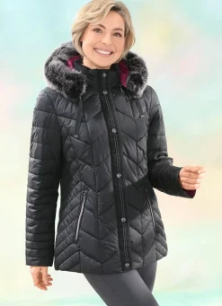 Jacke mit abnehmbarer Kapuze