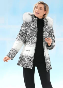 Jacke mit abnehmbarer Kapuze