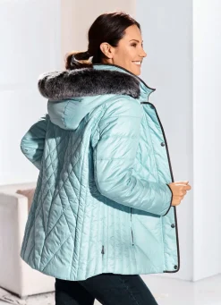 Jacke mit figurfreundlicher Längssteppung seitlich