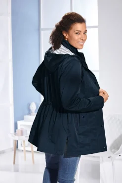 Jacke mit Schub- und Reißverschlusstaschen