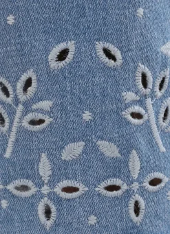 Jeans mit floraler Lochstickerei