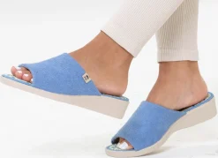 Klassische Damen-Hausschuhe, aus Textilmaterial