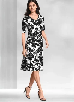 Kleid in Schlupfform