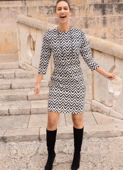 Kleid in Schlupfform