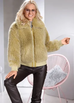 Kurzjacke aus Kunstpelz