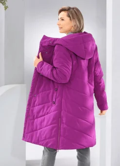 Kurzmantel aus recycelten Fasern