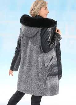 Kurzmantel im angesagten Materialmix