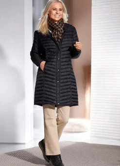 Kurzmantel mit praktischem Beutel