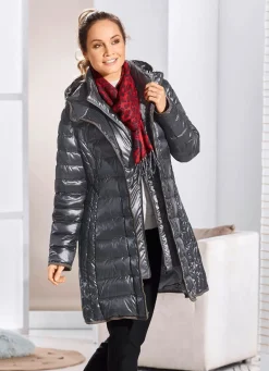 Kurzmantel mit seitlicher Längssteppung