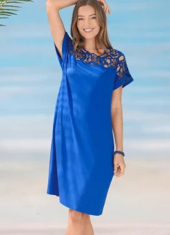 Laurina Kleid mit Stickereispitze