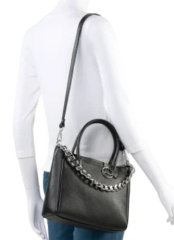 Laurina Tasche aus genarbtem Kalb-Nappaleder mit Zierkette