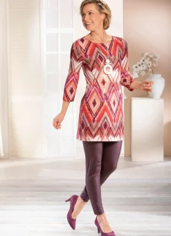 Longshirt mit modisch flachem Halsausschnitt