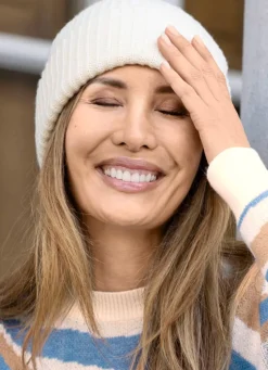 Modische Damen-Mütze, mit Umschlag