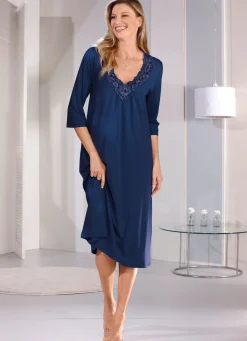 Nachthemd, wadenlang mit floraler Stickereispitze