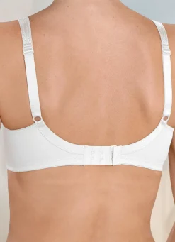 Naturana BH mit vorgeformten Cups