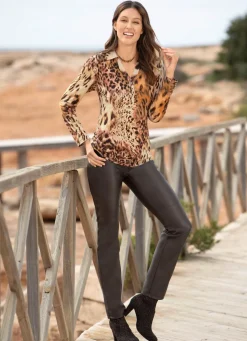 Poloshirt mit kurzer Knopfleiste