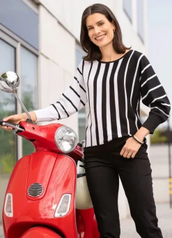 Pullover in Fledermausform