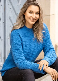 Pullover in Strukturmix