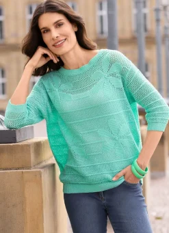 Pullover in transparenter Optik mit Blütenmotiven